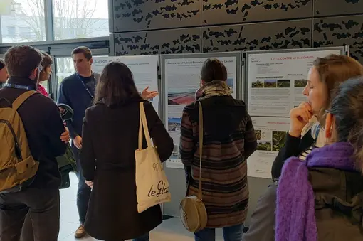 Presentation of the Poster of Association