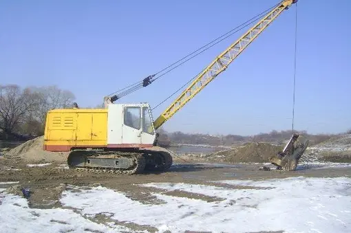 Докато това се случва по Марица - кариери за пясък...